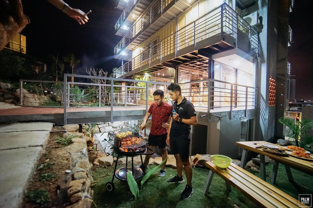 Palm Hostel & Coffee Nha Trang Exterior foto